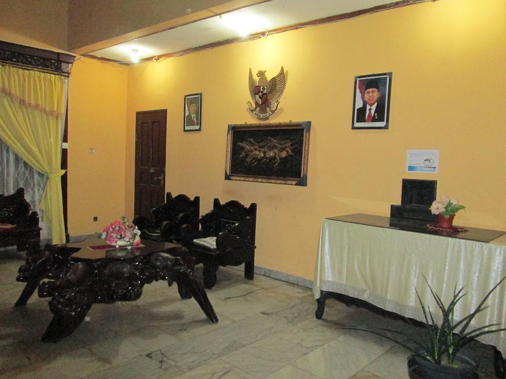 Sinderella Hotel Balikpapan  Luaran gambar